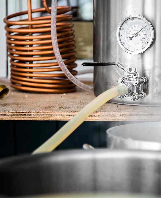 https://craftbeers.axessdata.se/wp-content/uploads/2017/05/home_ingredients_02.jpg