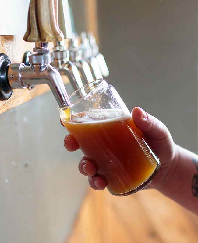 https://craftbeers.axessdata.se/wp-content/uploads/2017/05/home_ingredients_03.jpg